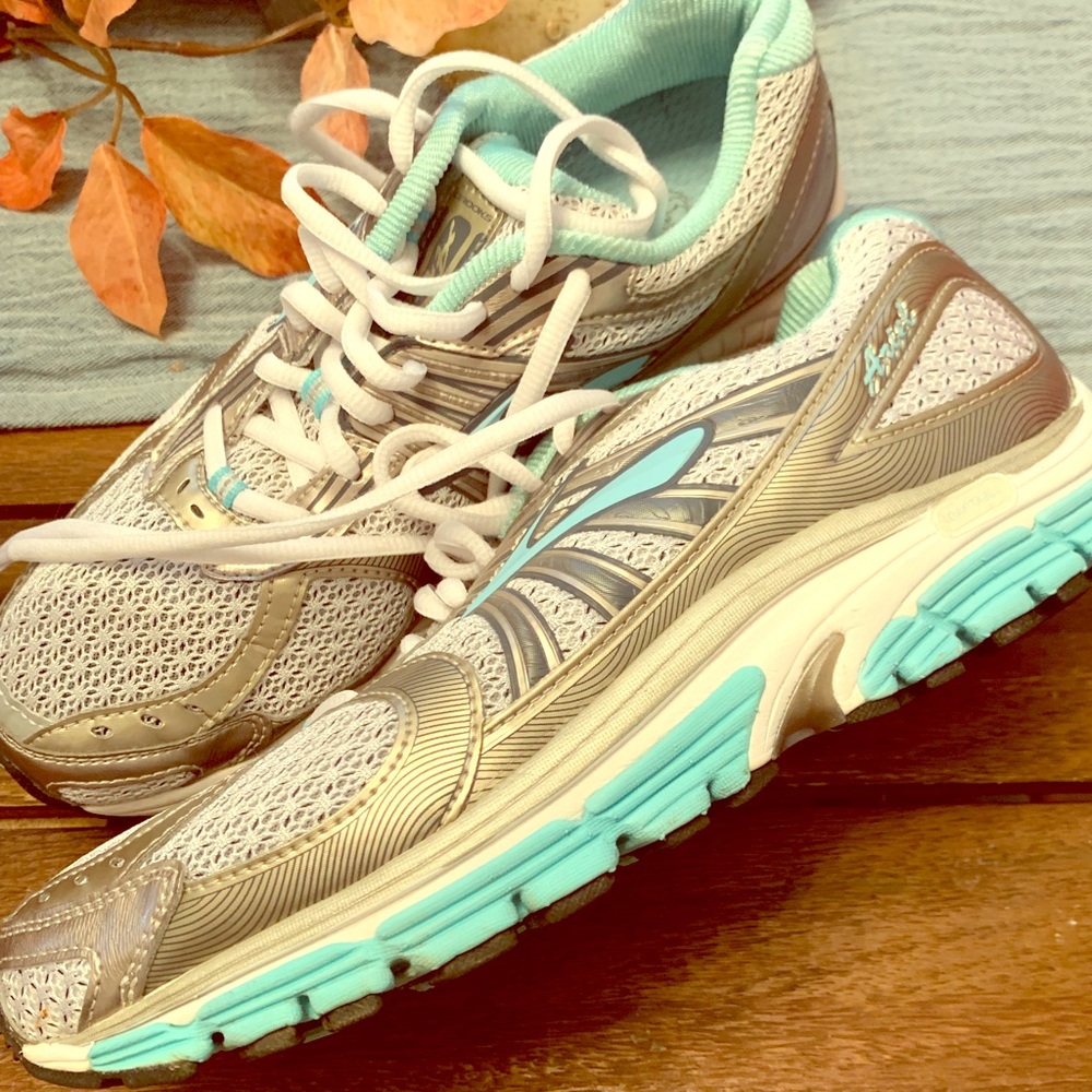 Brooks Ariel 1 Running Shoes Excellent Condition